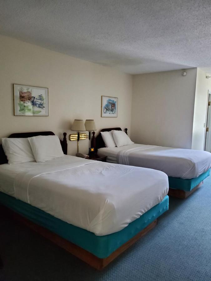 Voyager Inn Saint Ignace Ngoại thất bức ảnh