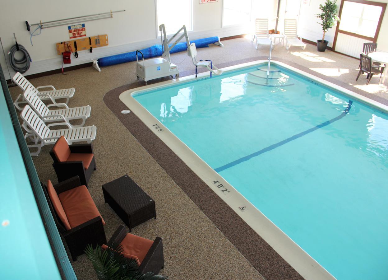 Voyager Inn Saint Ignace Ngoại thất bức ảnh